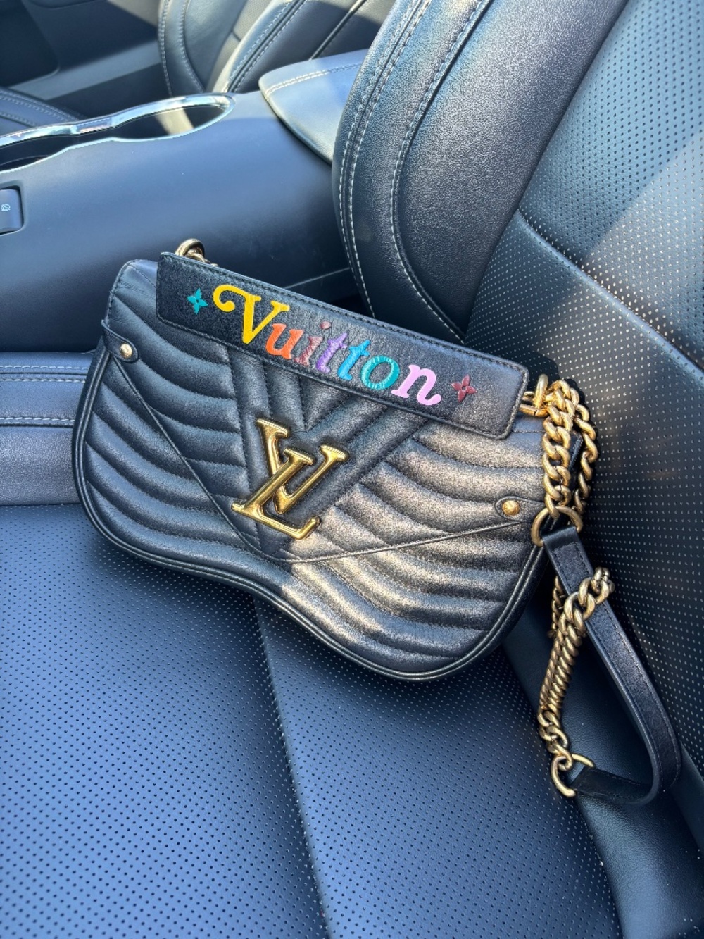 Louis Vuitton New Wave Calfskin Chain MM in Black Pre-Owned